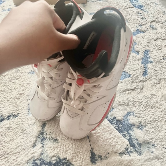 Air Jordan Retro Infrared 6s - Picture 2 of 5